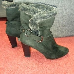 Dana Buchman heeled boots